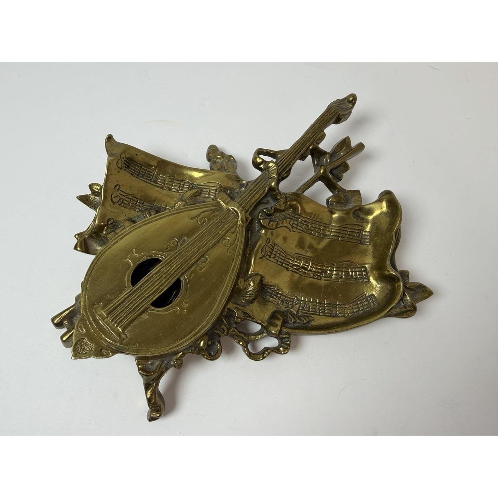 Ornate Brass Mandolin Sheet Music Footed Hinged Inkwell Desk Decoration